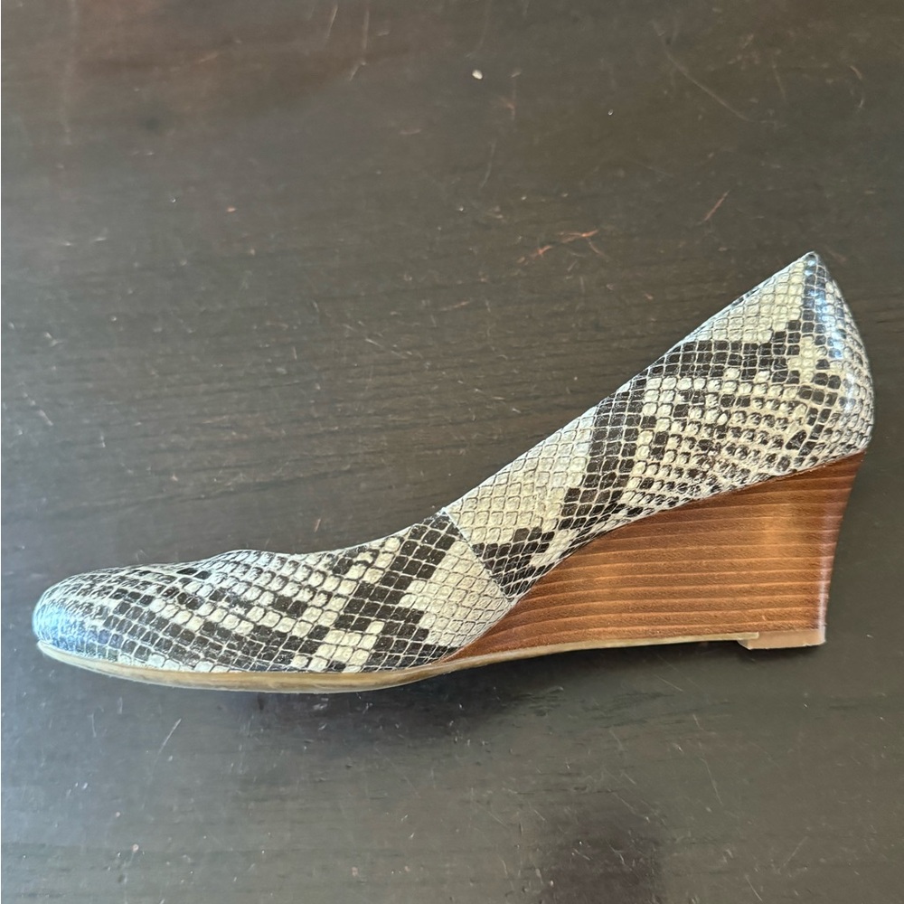 Calvin Klein Yana Wedge Heel Snakeskin print size 8 - Picture 5 of 13